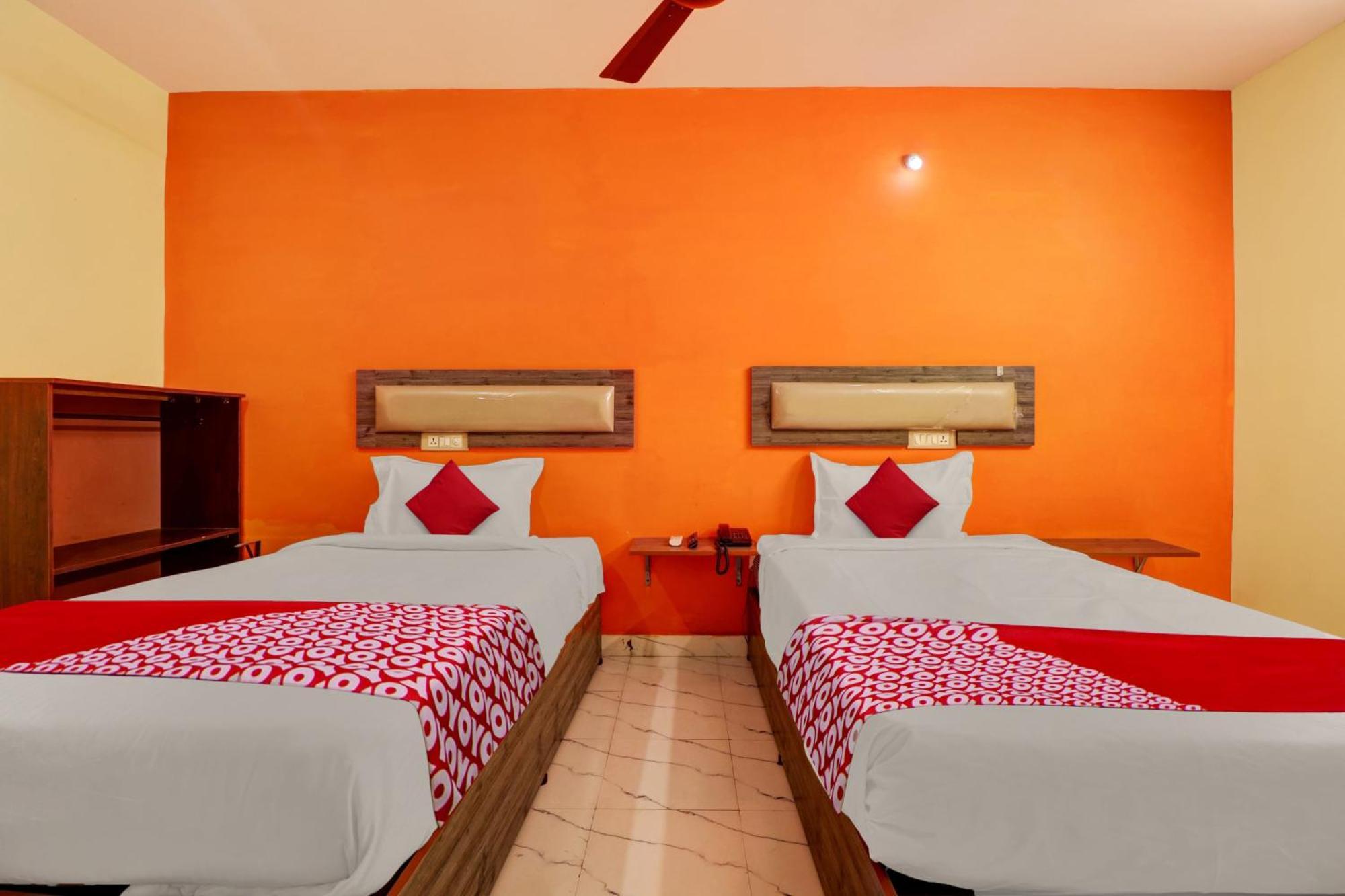 Hotel O Happy Grand Hotel Gunadala Bagian luar foto