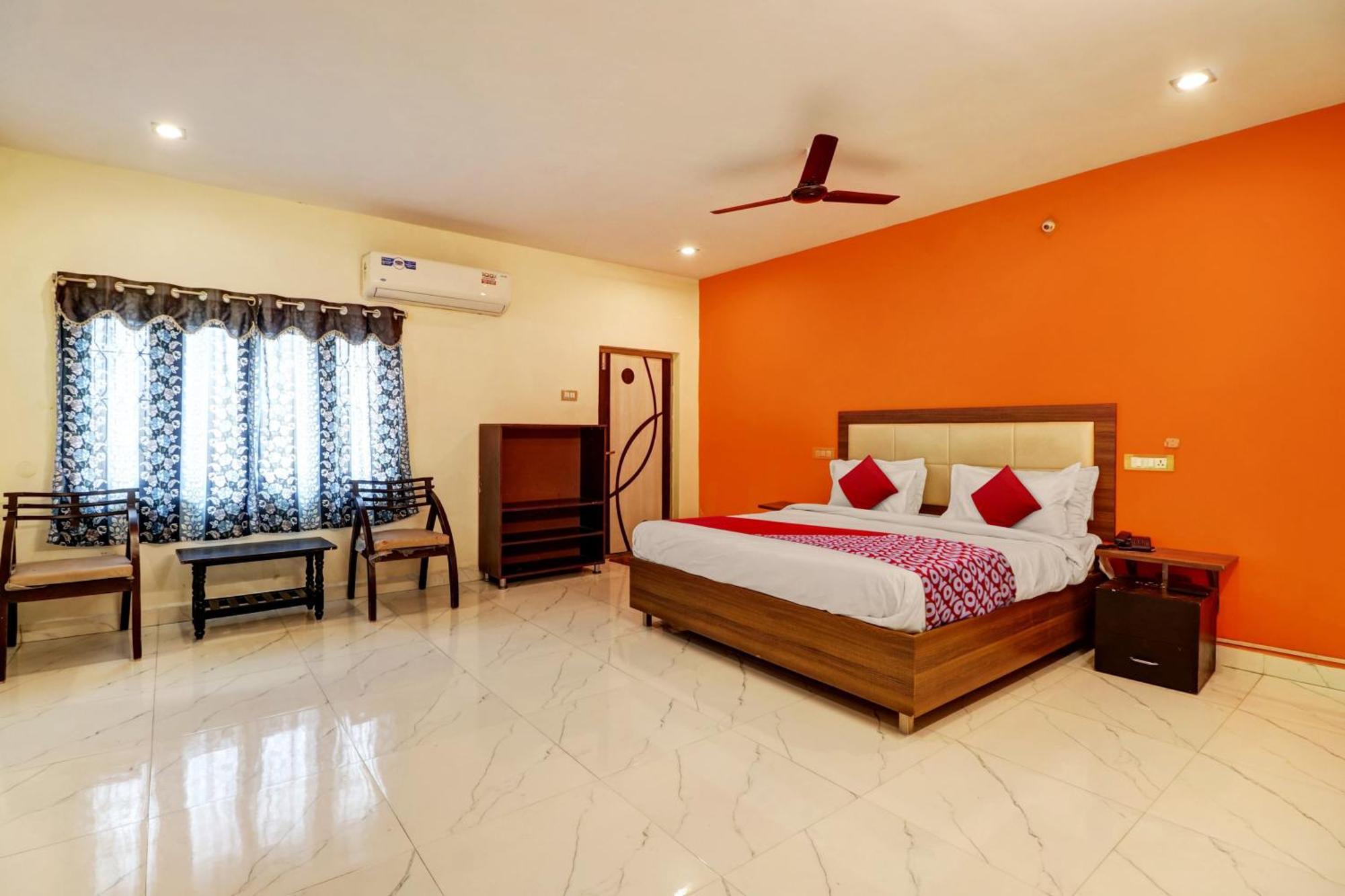 Hotel O Happy Grand Hotel Gunadala Bagian luar foto