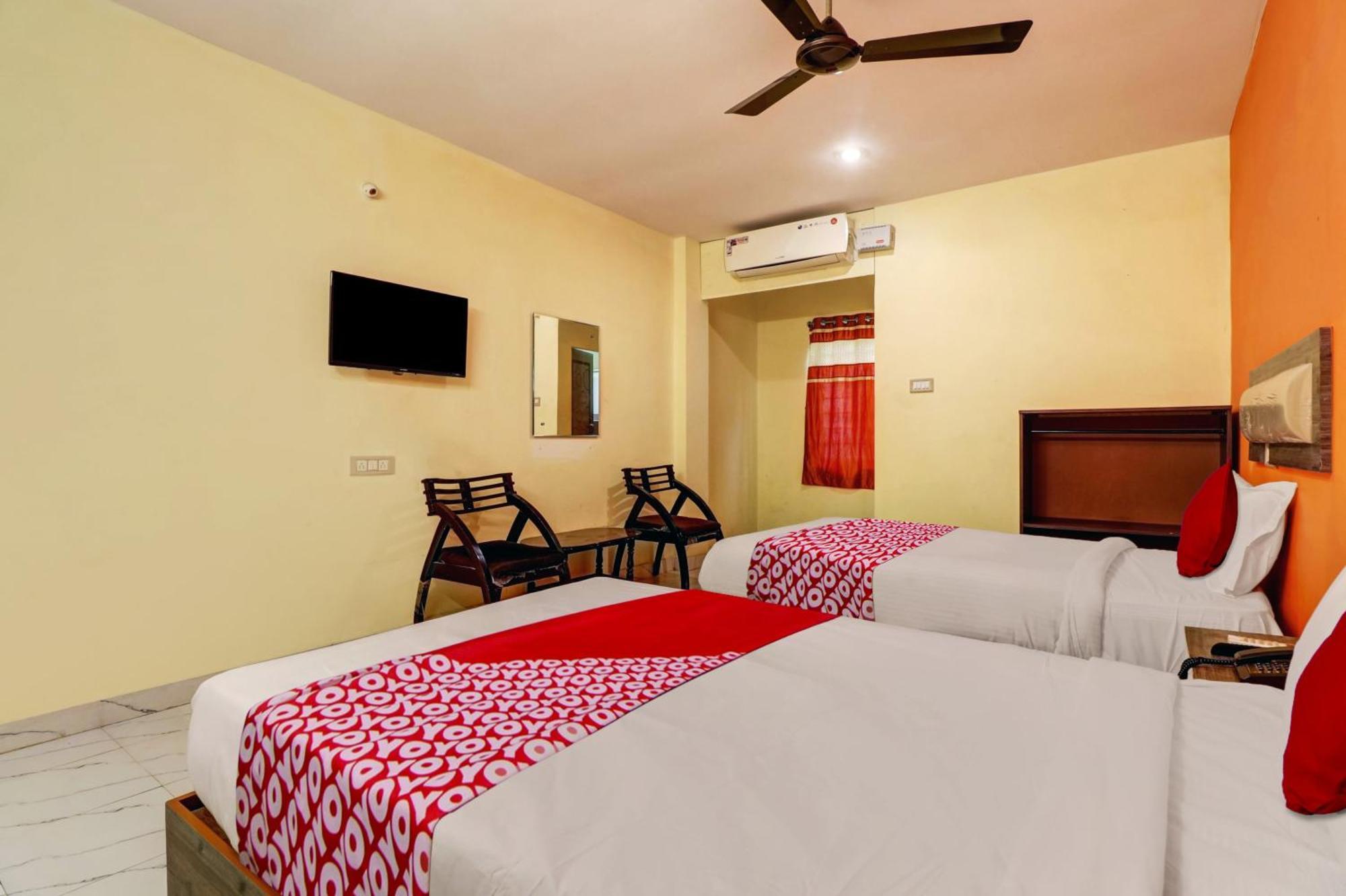 Hotel O Happy Grand Hotel Gunadala Bagian luar foto